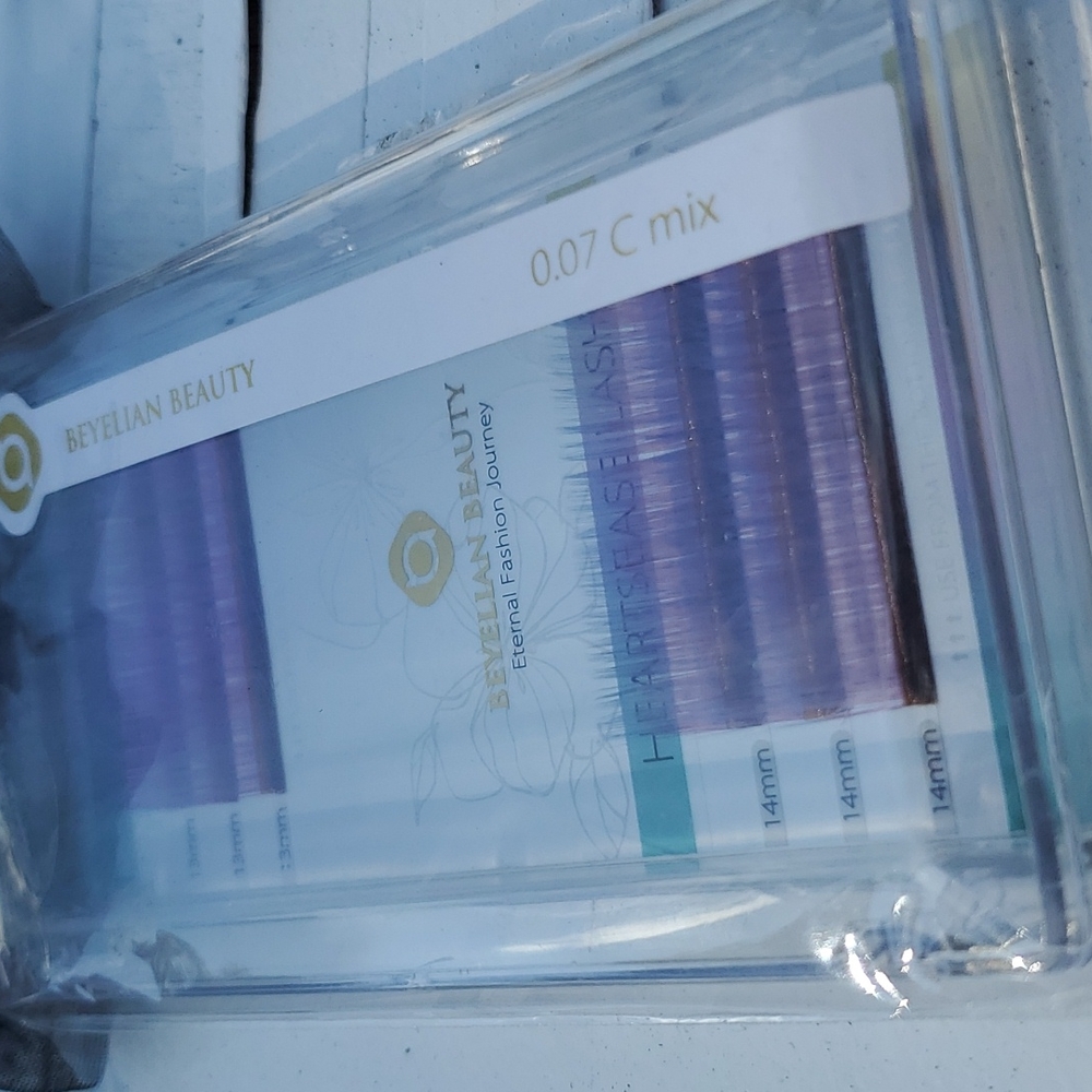 LAST CHANCE! Fake Eyelashes mermaid ombre color